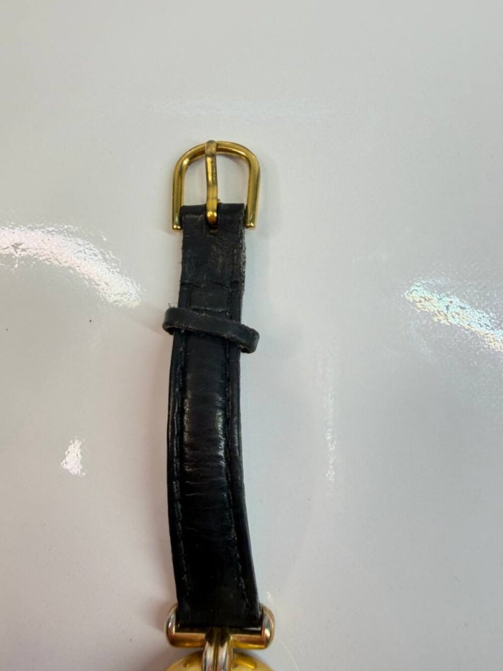 Vintage Eddie Bauer Women’s Watch – Classic Gold Tone - Picture 14 of 14